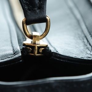 CELINE
Bullhide Calfskin Nubuck Bi-Color Nano Luggage Guaranteed Authentic